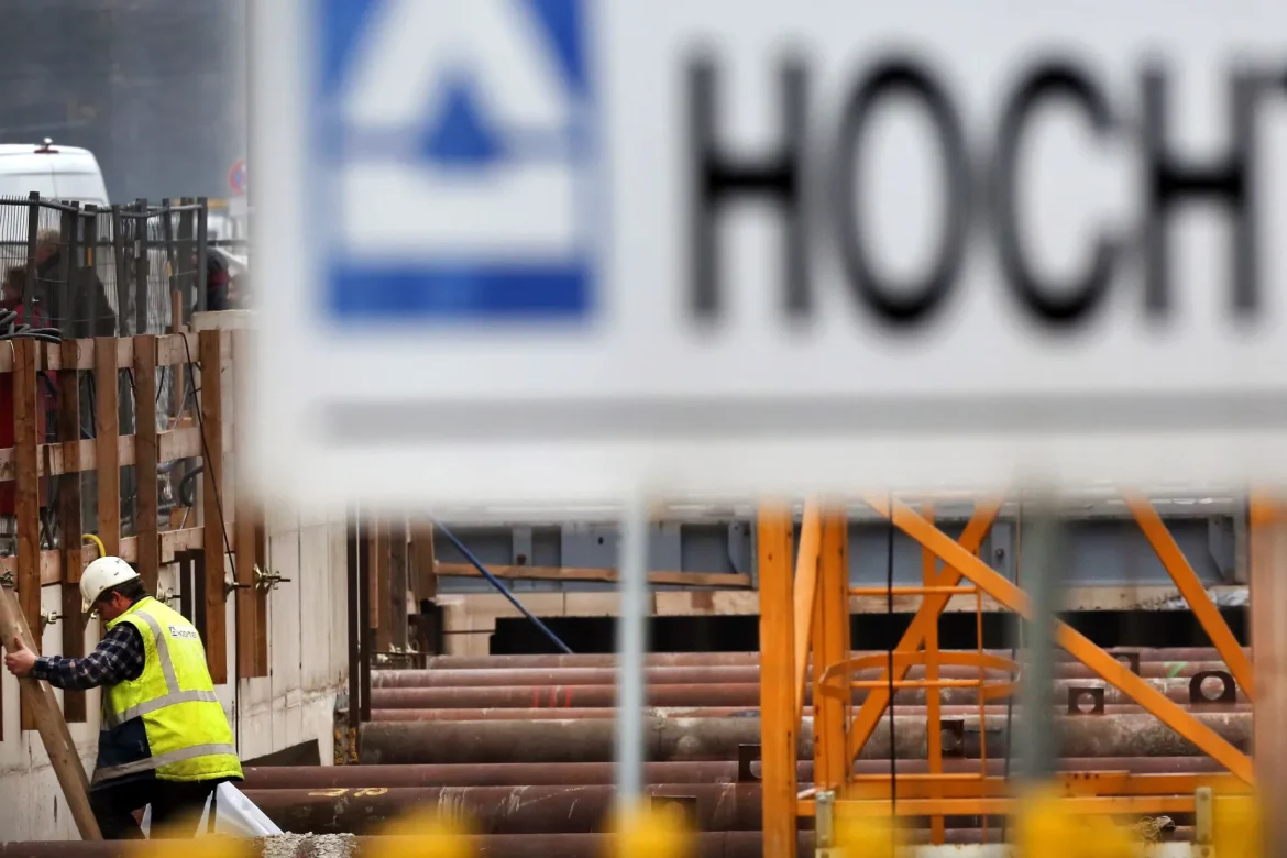 Hochtief steigt erstmals in den Dax auf